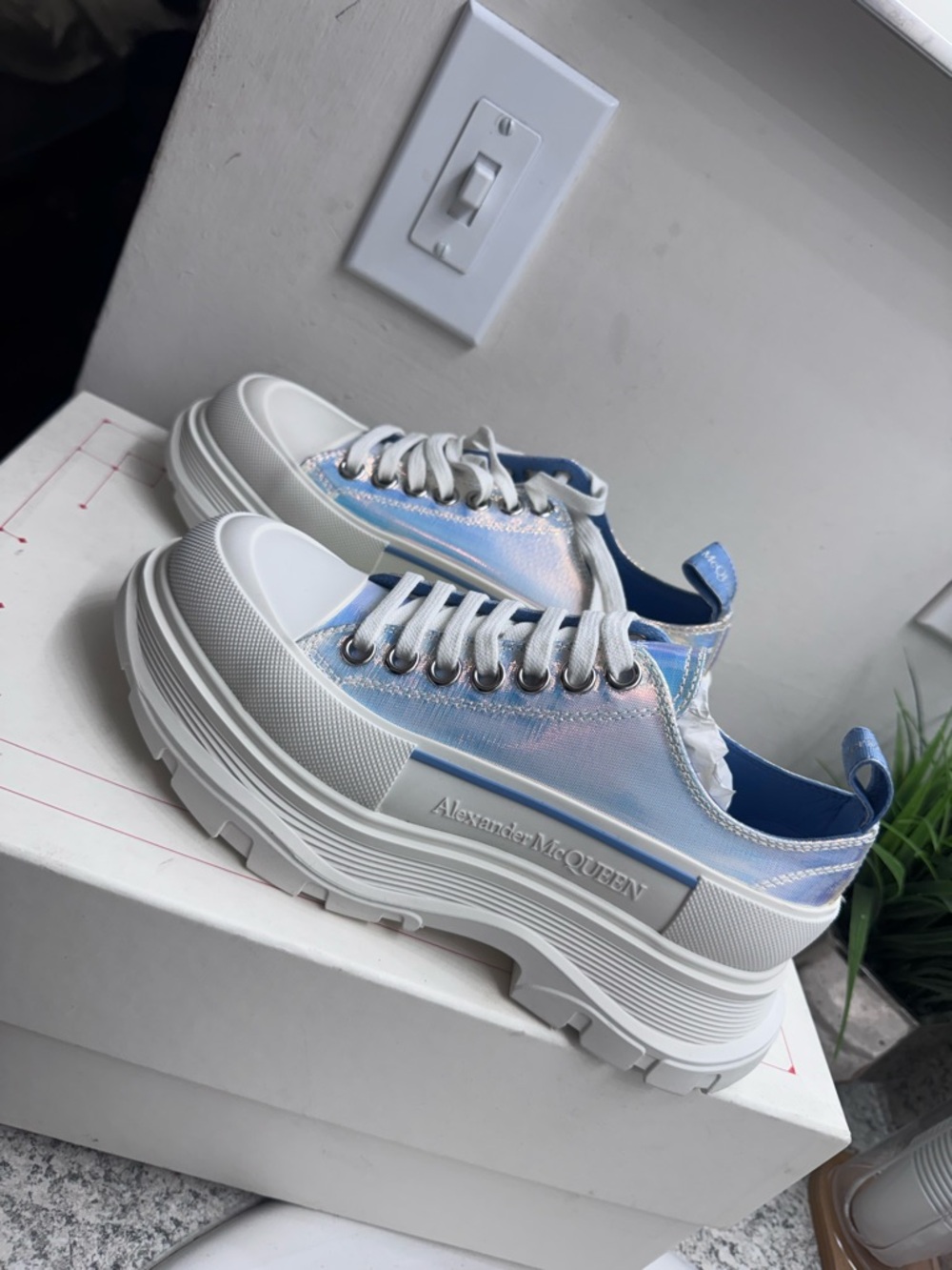Alexander McQueen Iridescent Light Blue Platform Sneakers! - Picture 2 of 2